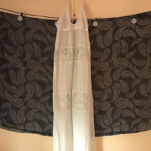 White lace long dress